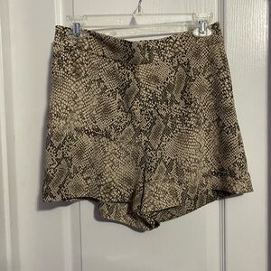 Calvin Klein Snakeskin Print Shorts Flowy Loose Shorts